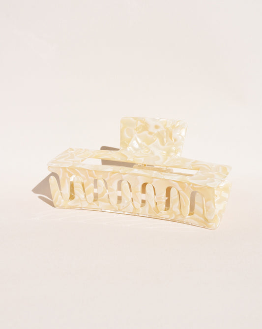 XL Hair Claw No. 1 in Ivory