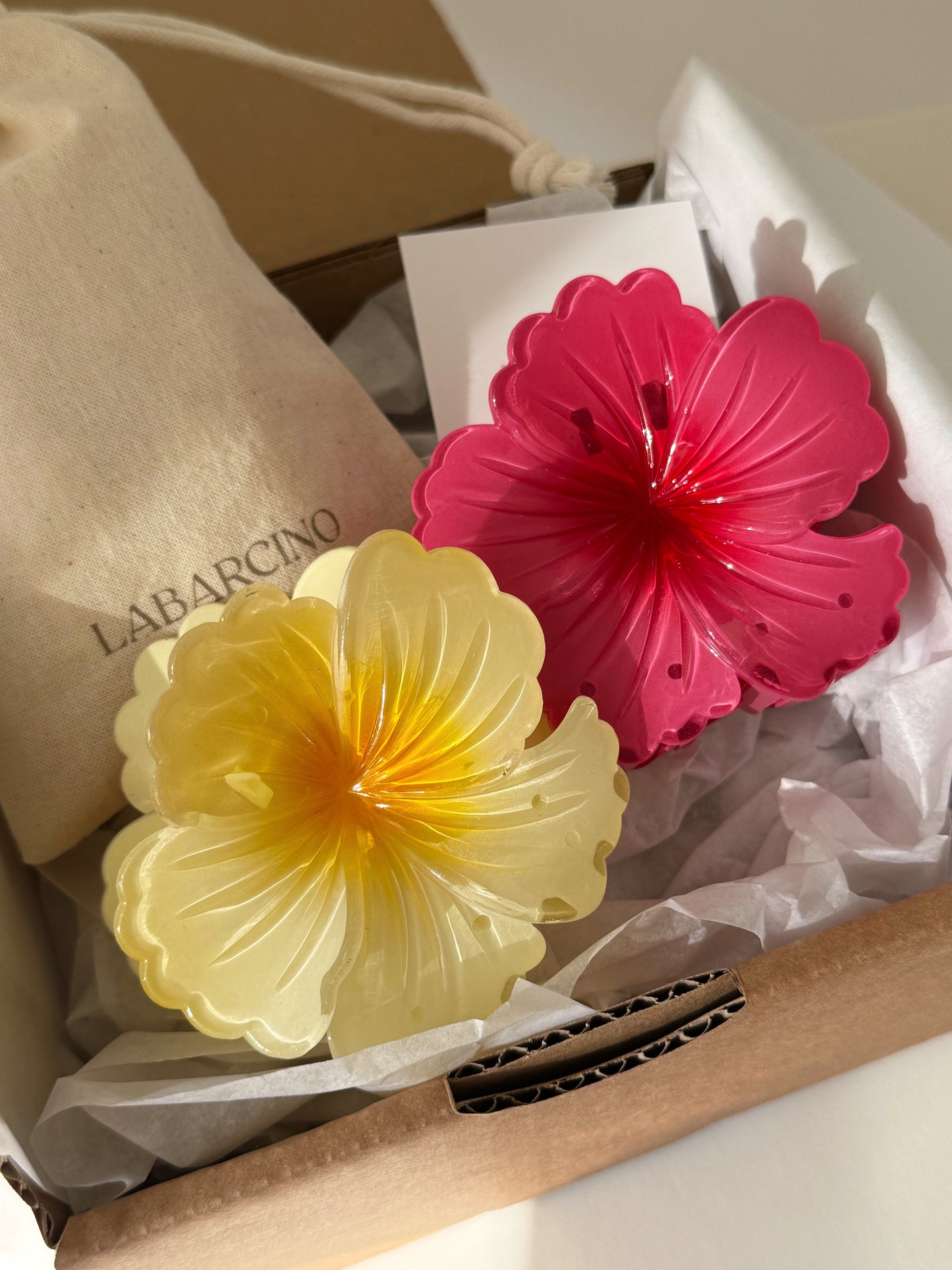 Tropical Flower in Lemon