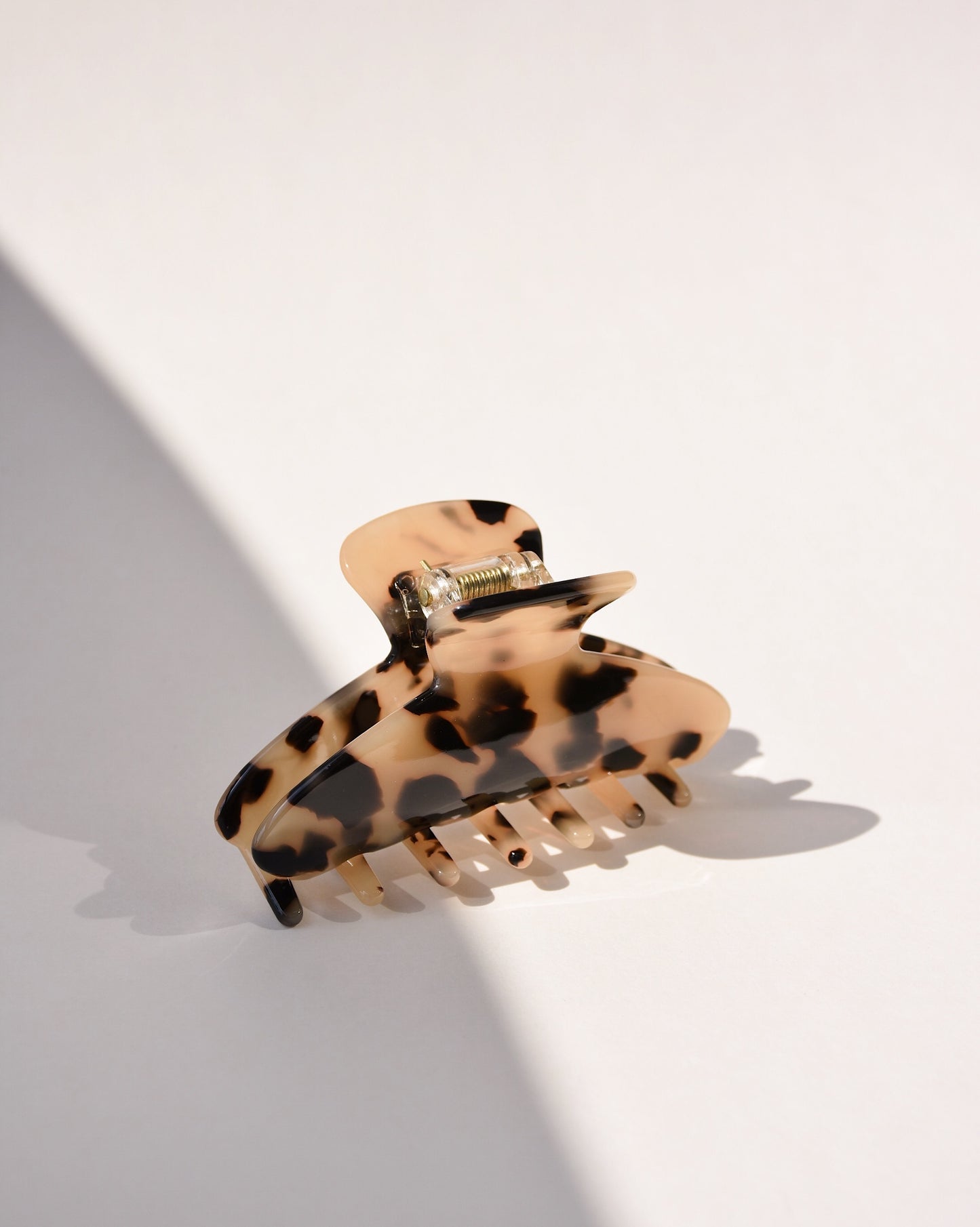 Griffe de cheveux midi en écaille de tortue claire