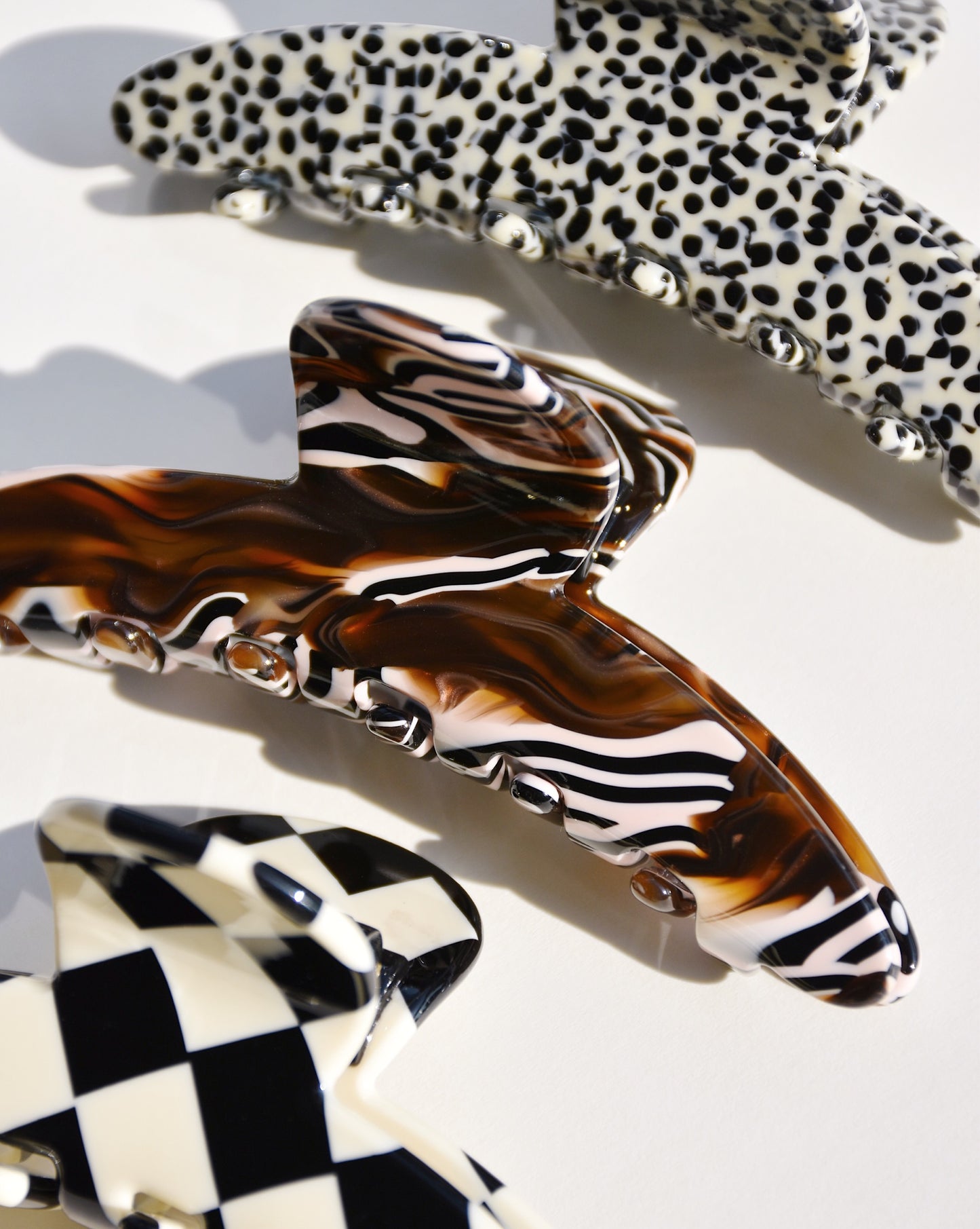 Midi Slim Claw Clip in Mahogany