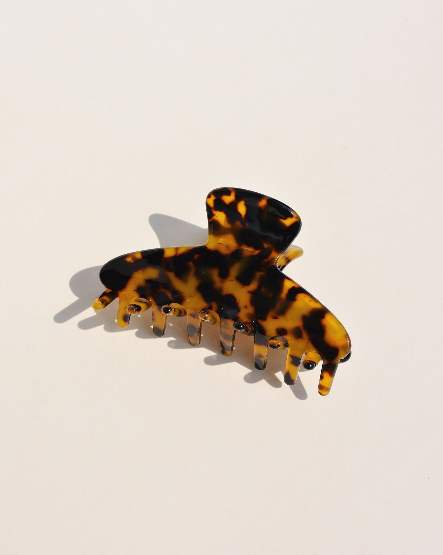 Pince à cheveux midi en écaille de tortue classique