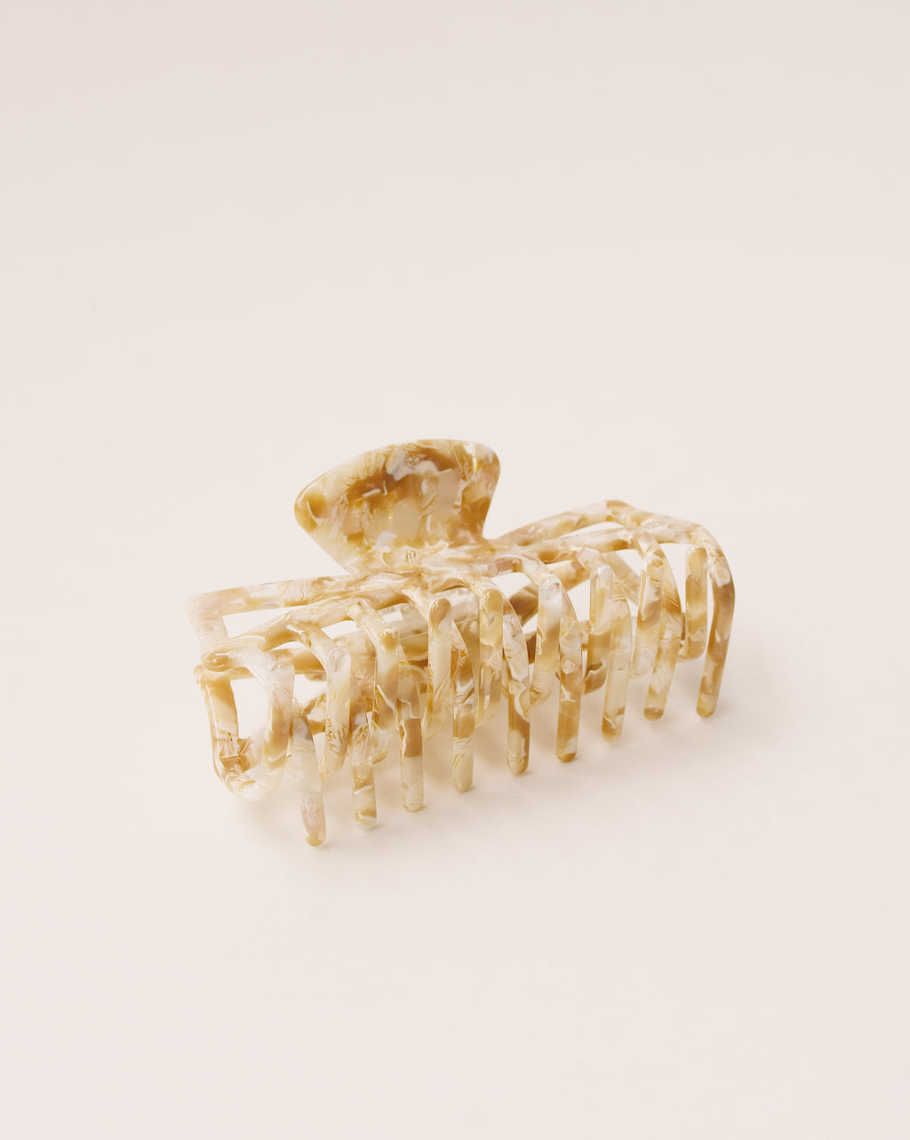Classic Claw Clip in Marble Beige