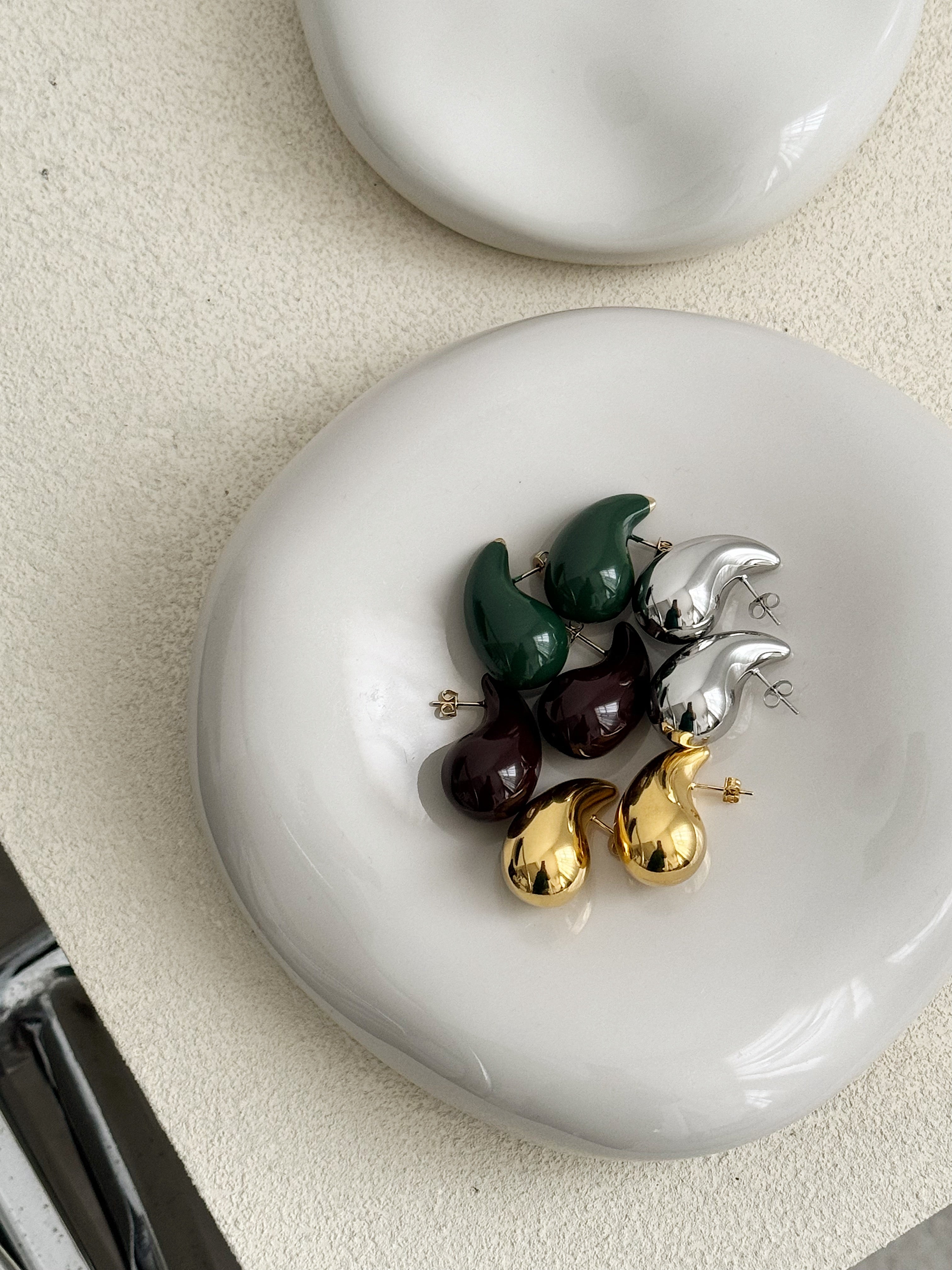 Waterdrop Stud Earrings