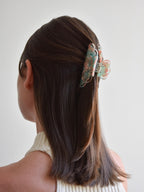 Wavy Claw Clip in Rose-turquoise