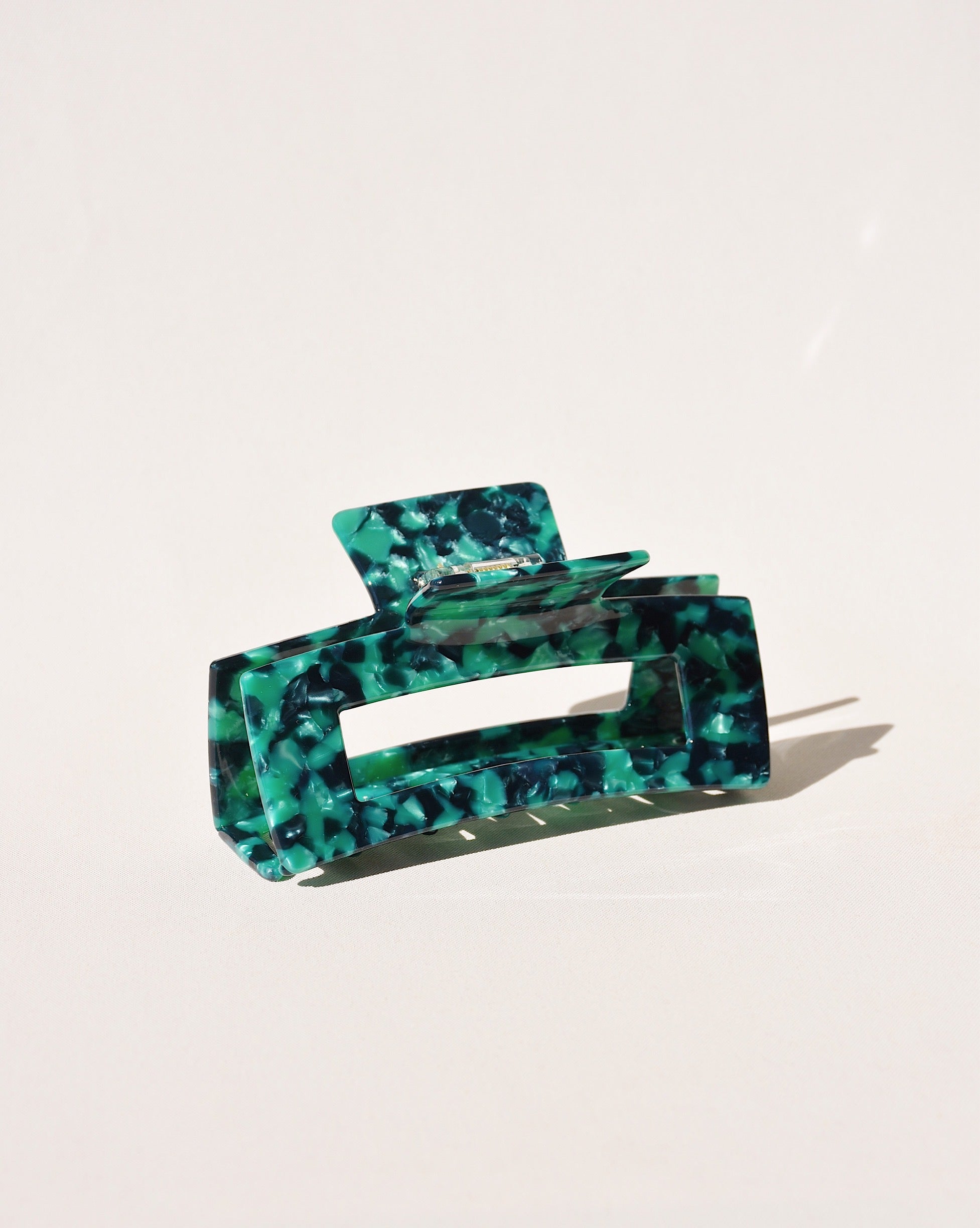 Large Hair Claw No. 1 in Jade