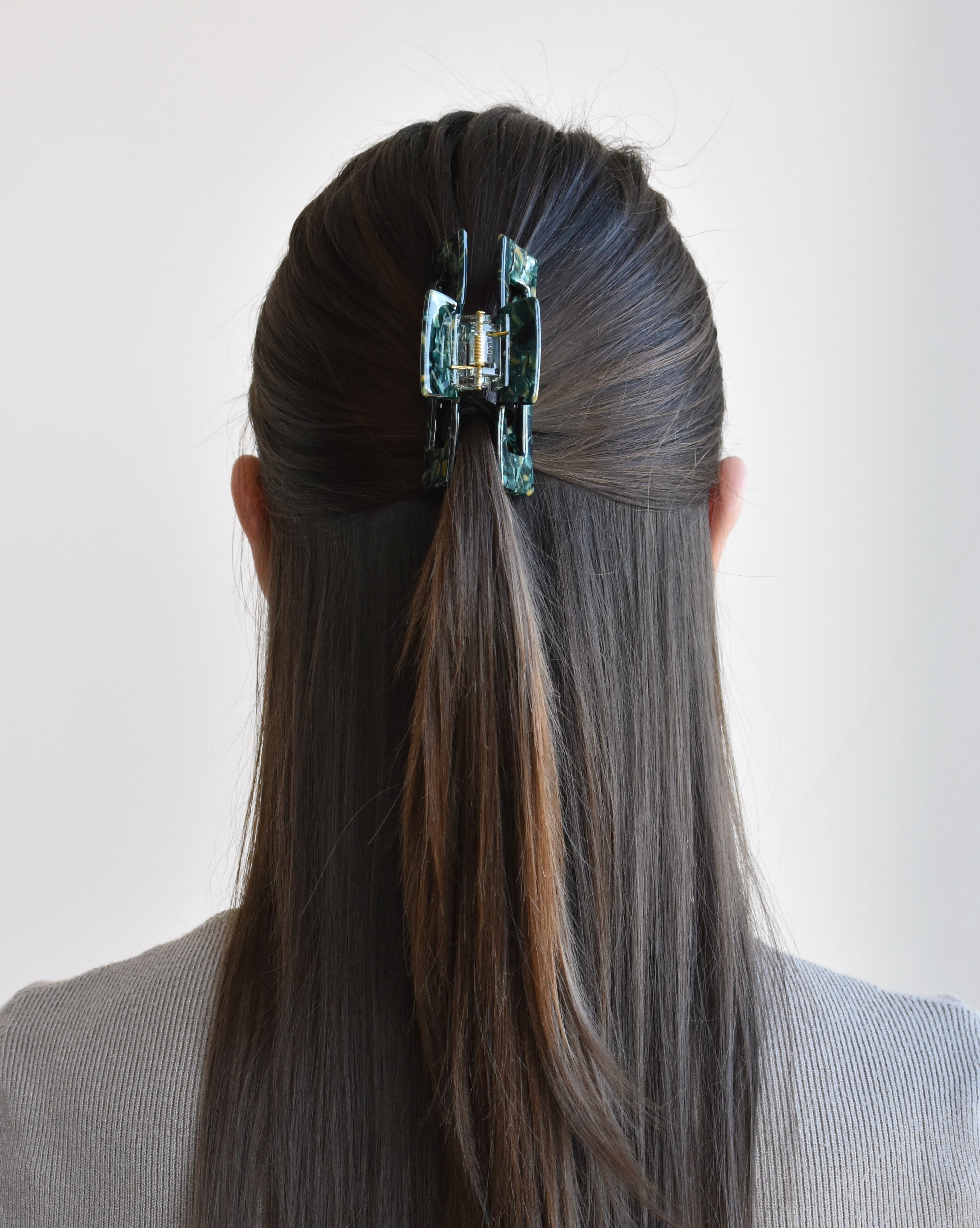 Pinza de Pelo Mediana No.1 en Color Esmeralda