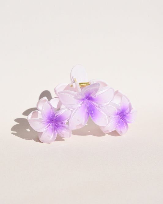 Hibiscus Triple Flower Claw Clip in Lavender