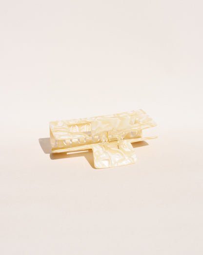 Large Hair Claw No. 1 in Ivory