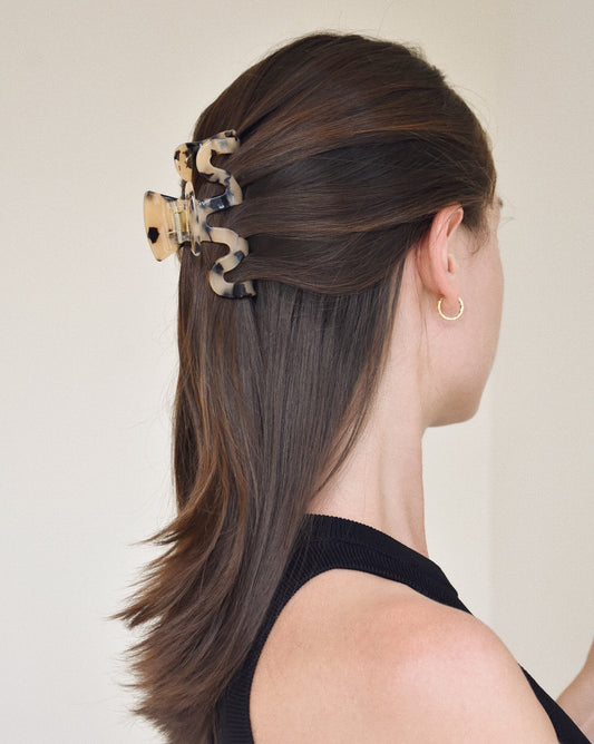 Wavy Hair Claw Clip
