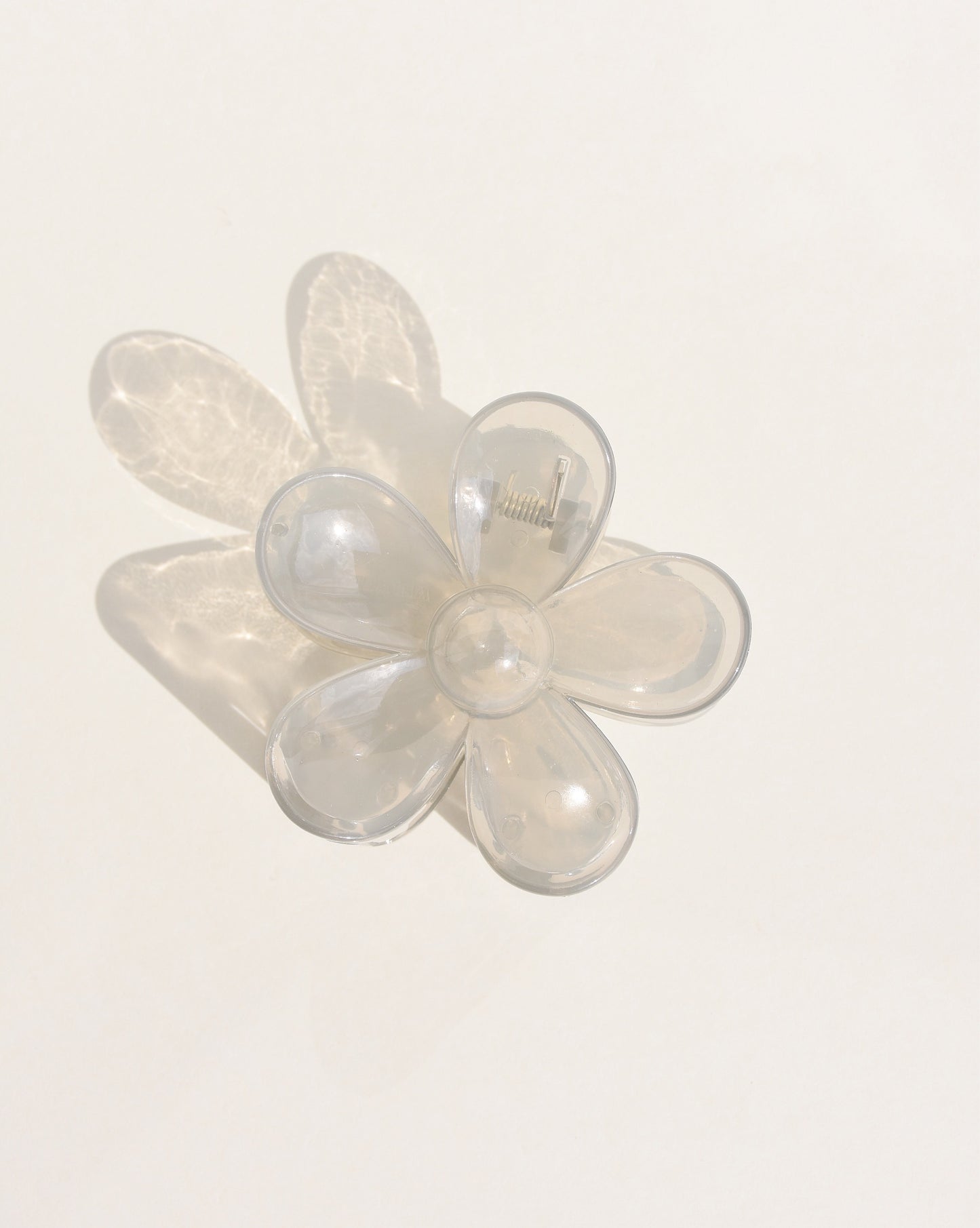 Daisy Flower Clip in Grey