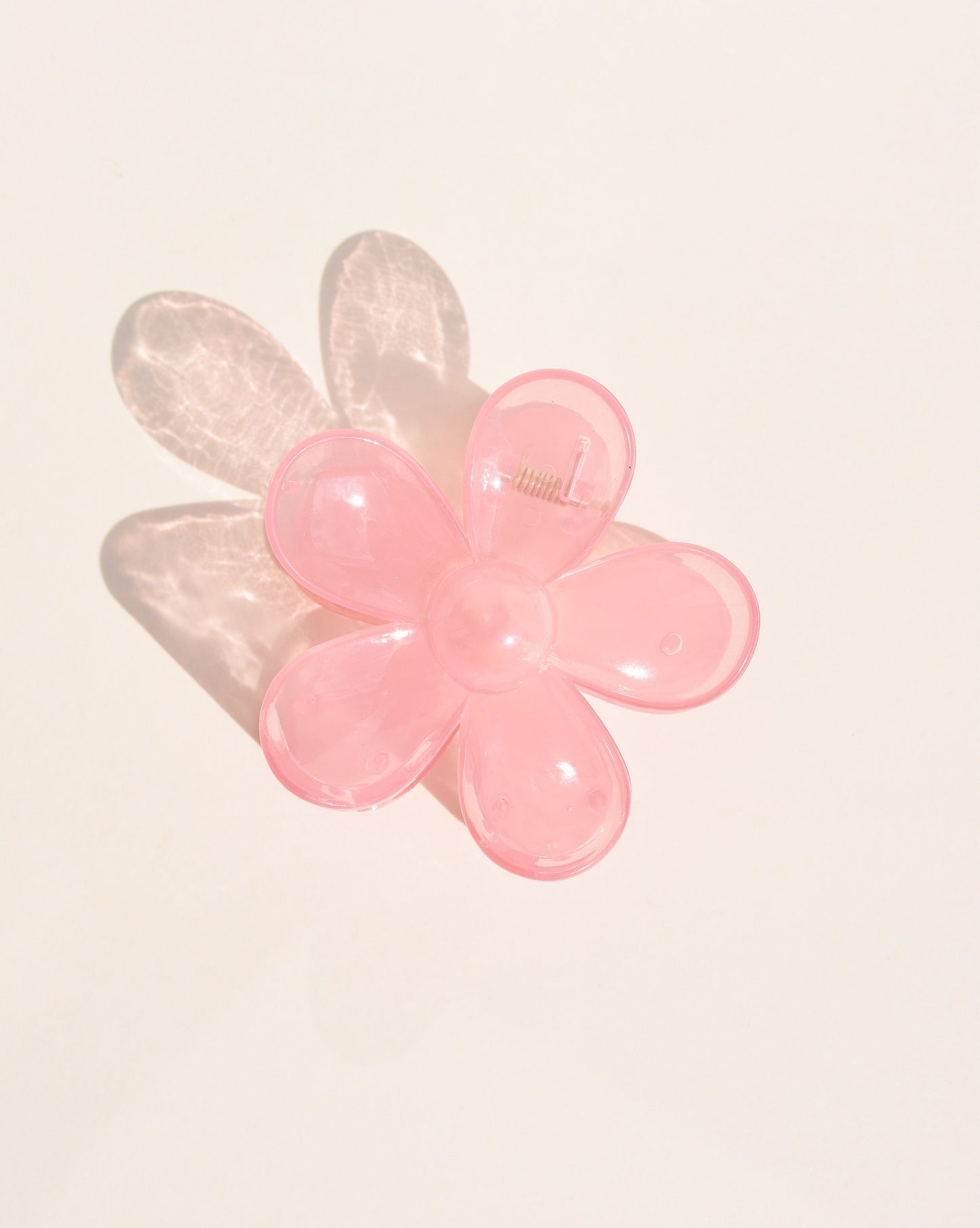 Daisy Flower Clip in Rose