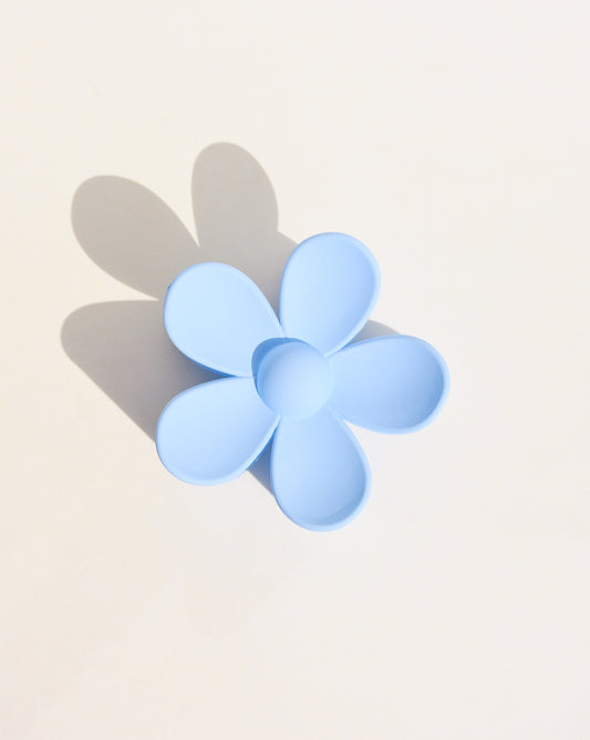 Daisy Flower Clip in Blue