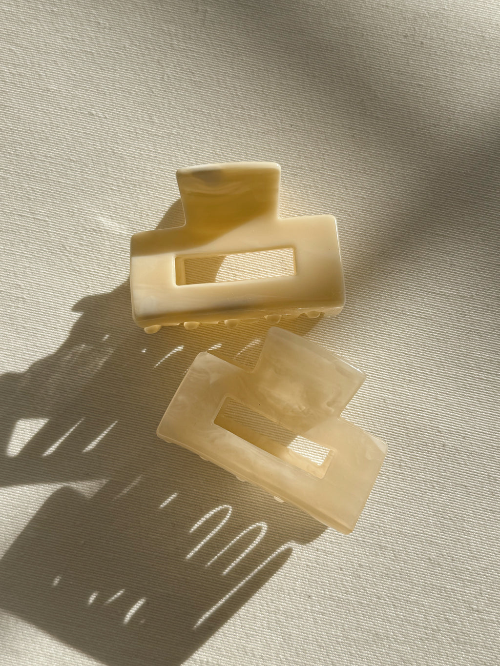 Set of 2 Small Claw Clips