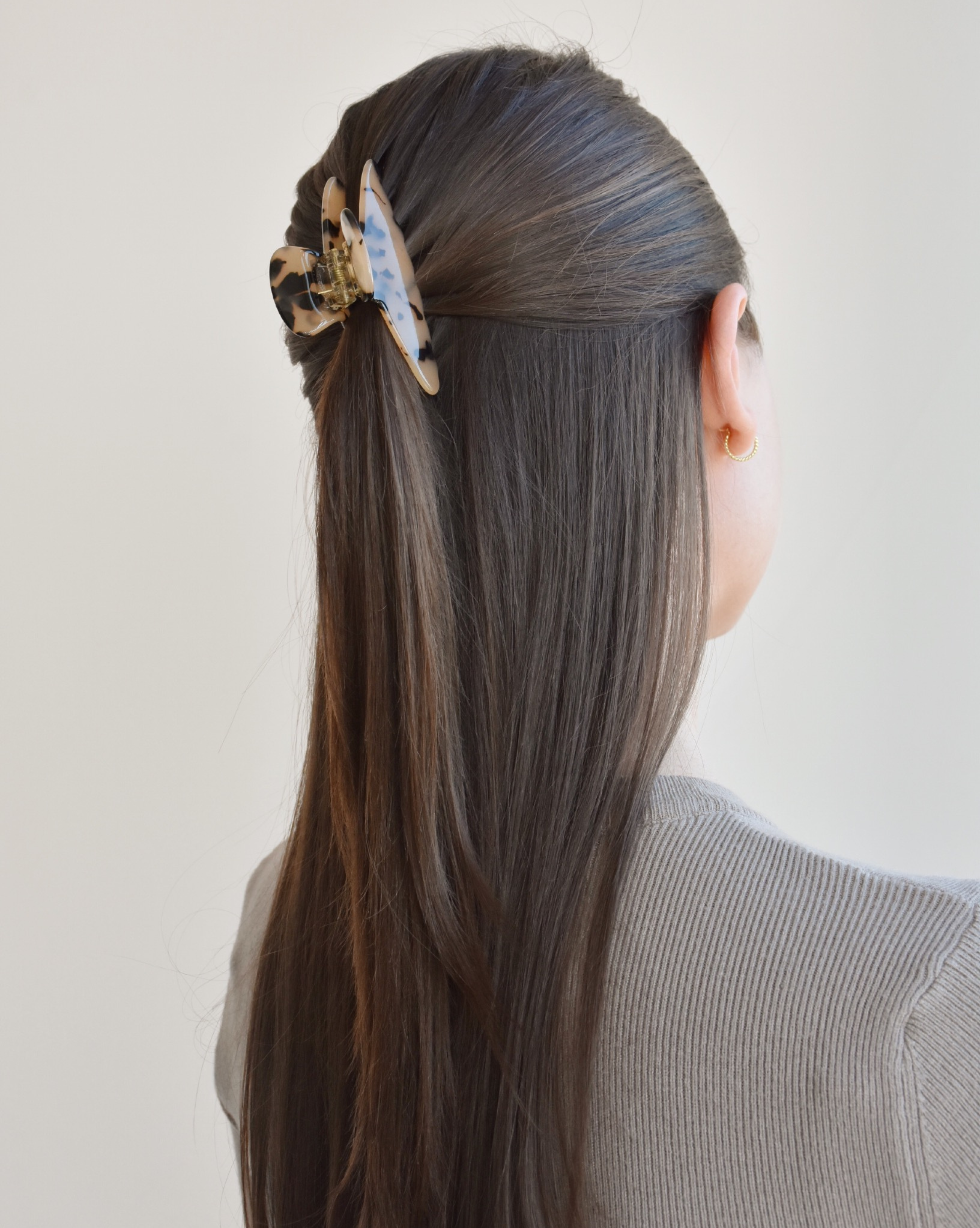 Pinza de Pelo Midi en Color Carey Claro