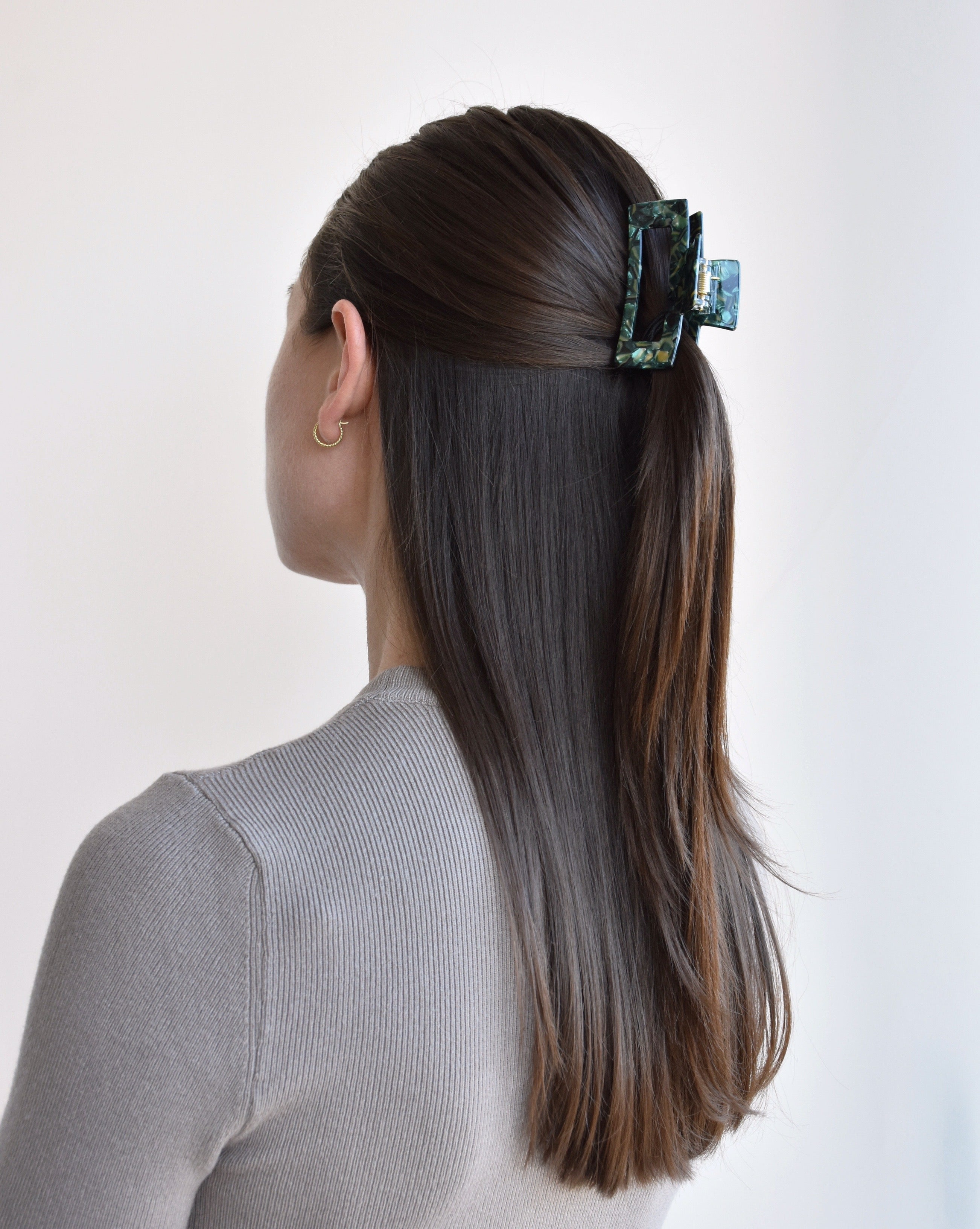 Pinza de Pelo Mediana No.1 en Color Esmeralda