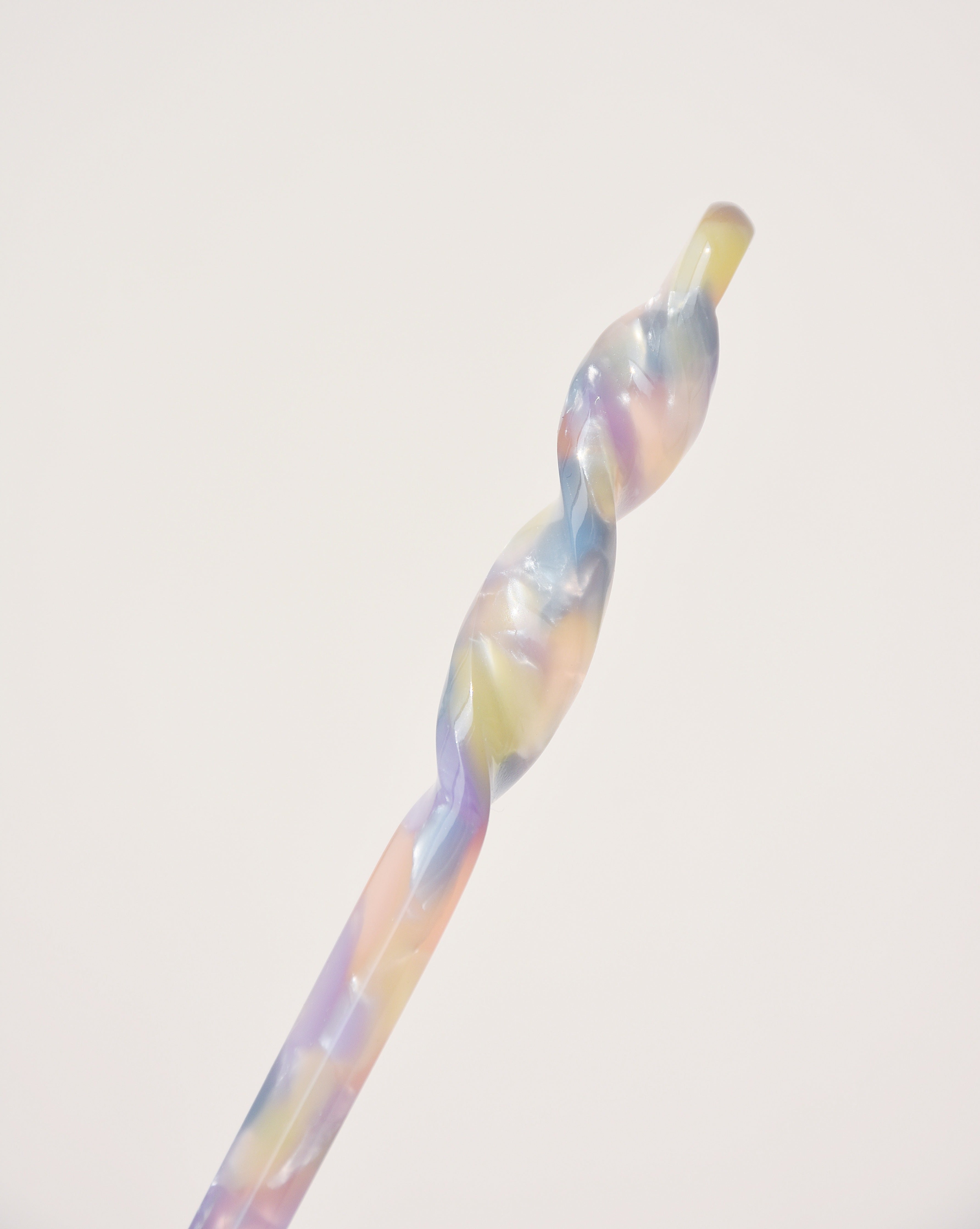 Barra de acetato para el cabello en tonos pastel