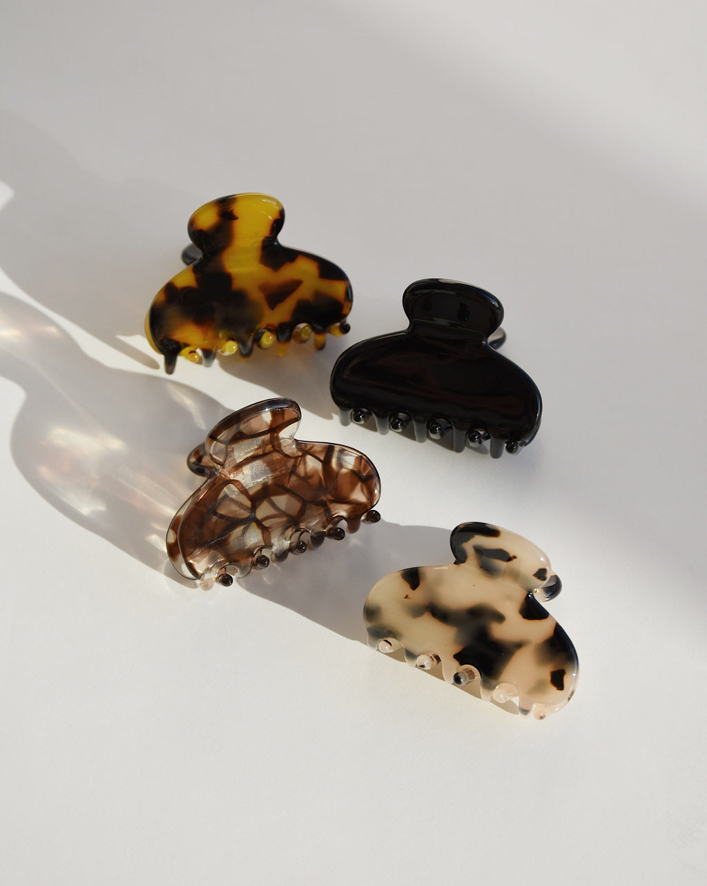 Petite Claw Clip No. 1