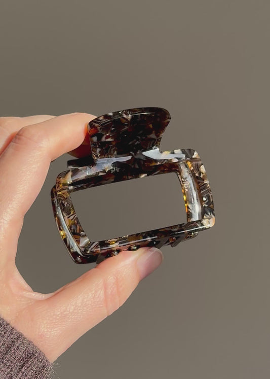 Large Brown Minimalist Claw Clip