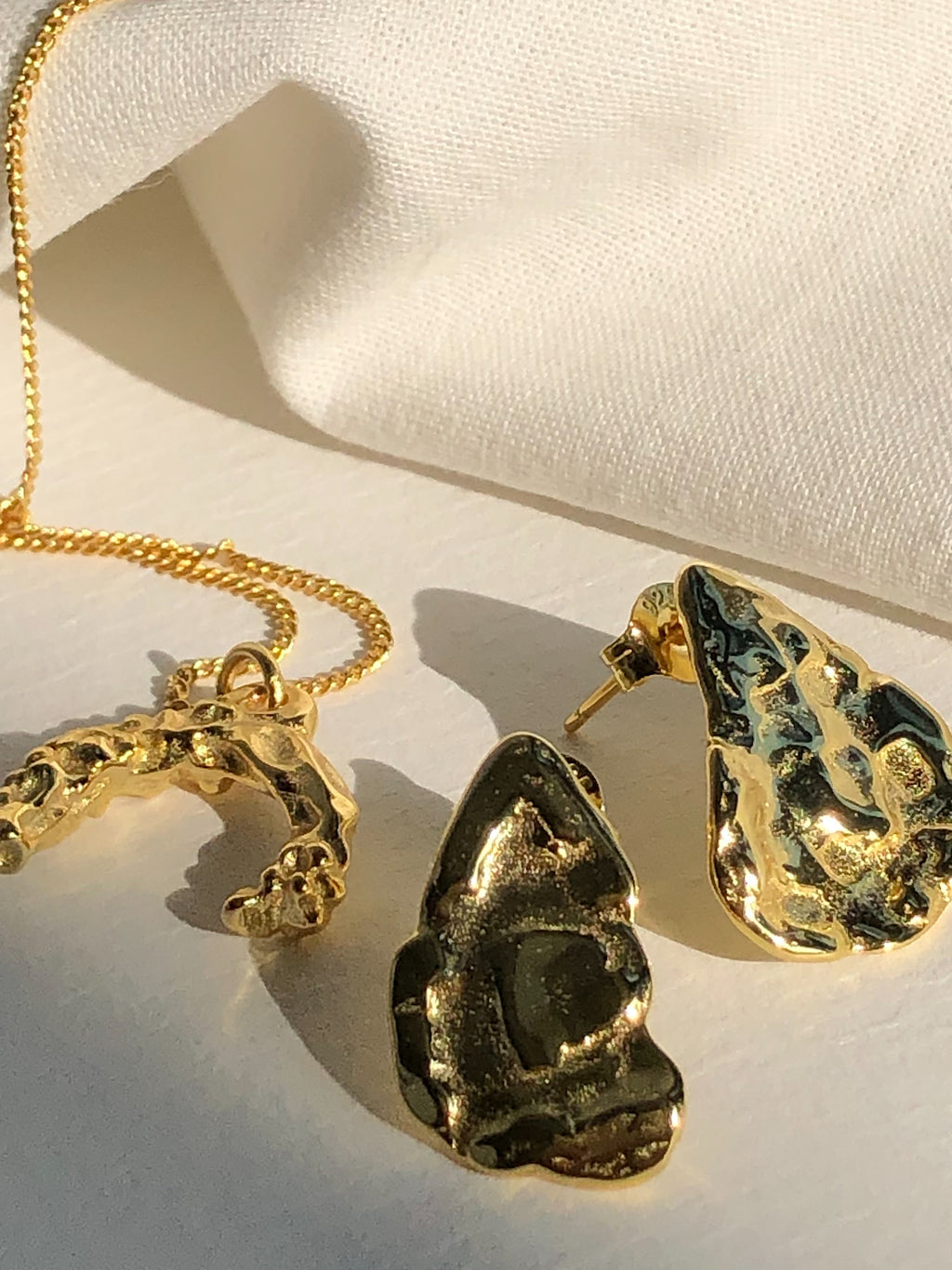 Larrocha Textured Stud Earrings