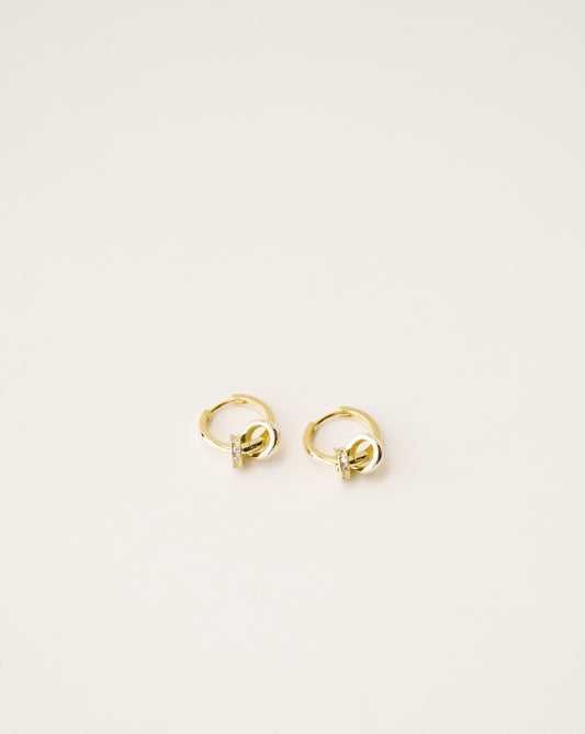 Mini pendientes de aro con dijes redondos