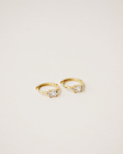 Pendientes de aro con triple gema