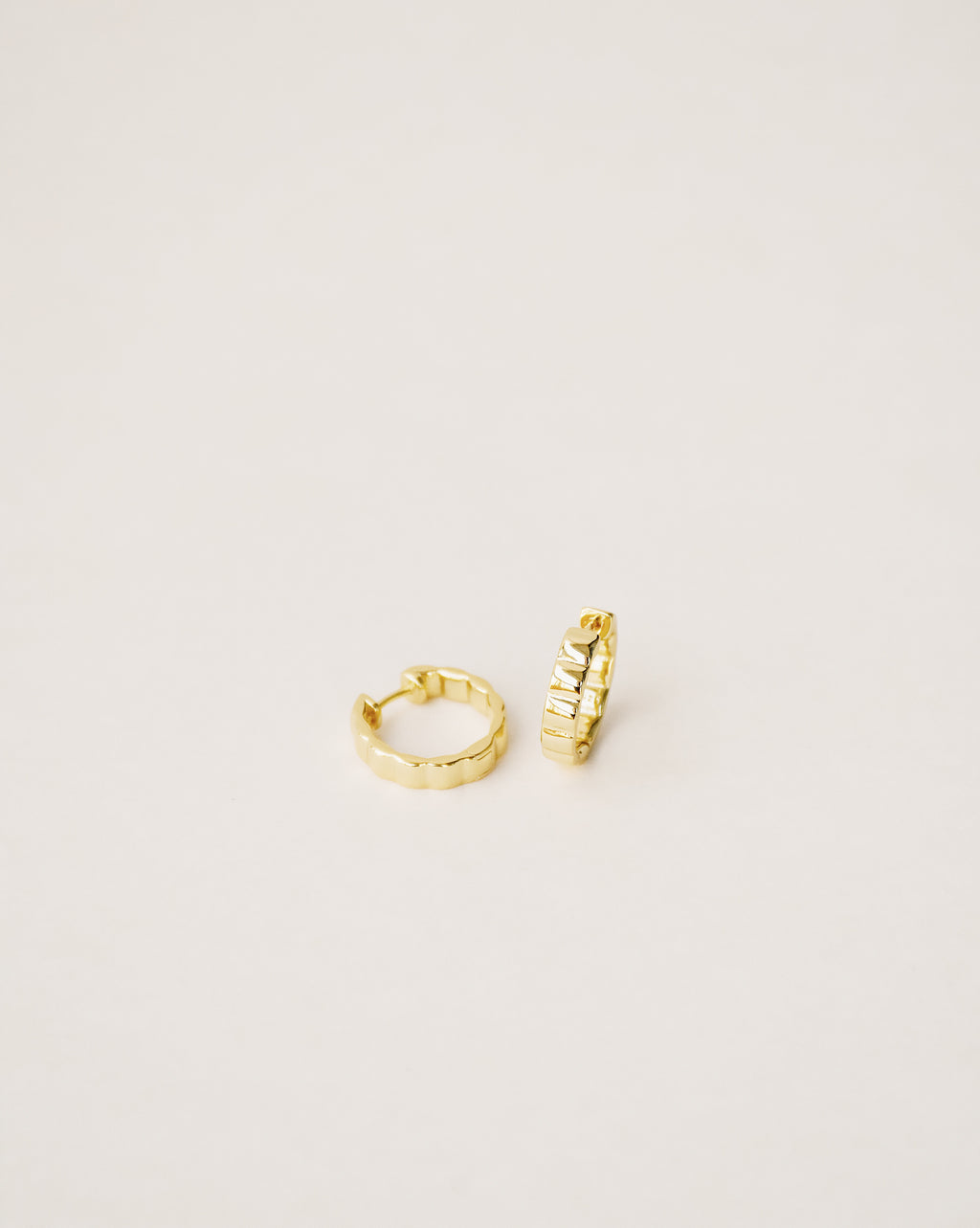 Midi Gold Ribbed Hoop Earrings