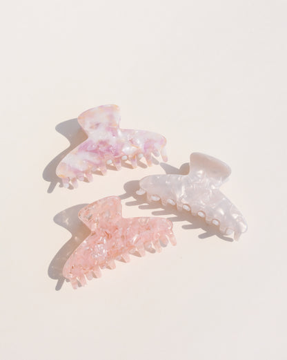 Midi Hair Claw in Soft Pink